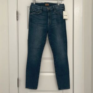 New with tags Mother Looker Crop jeans Size 27